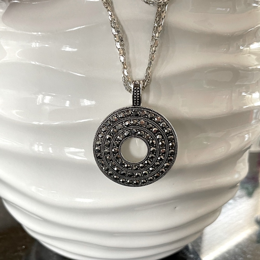 🎉SALE🎉Premier Designs Necklace and Pendant